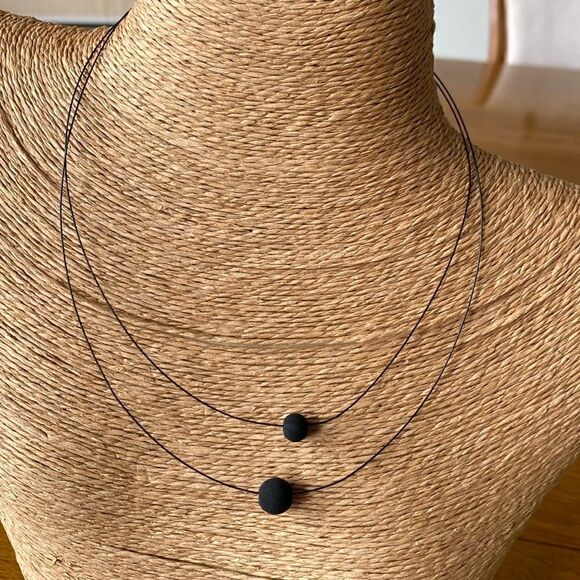 Contemporary necklace  - Picture 1 of 4